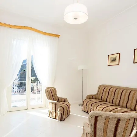 - Palazzo Della Storia Βίλα