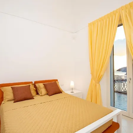 - Palazzo Della Storia Amalfi