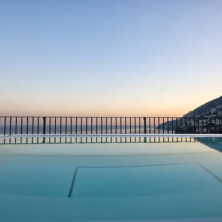 - Palazzo Della Storia Amalfi